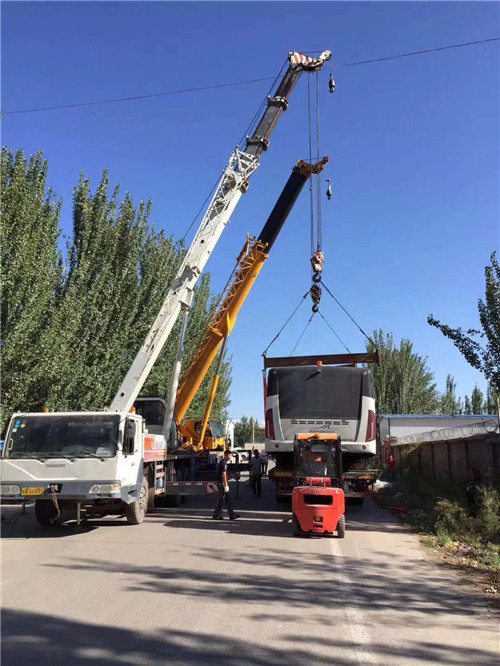 卫东区港口集装箱搬运案例